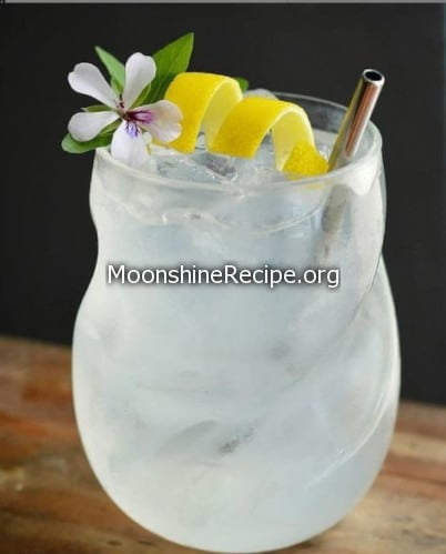 White Tea Cocktail