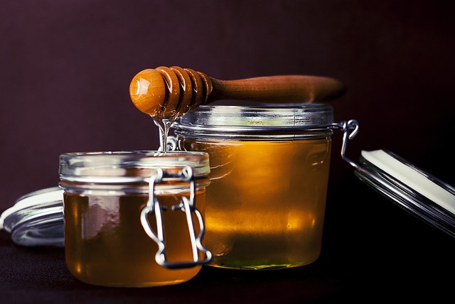 Benefits of Cliff Honey and Lemon with tea in the Morning